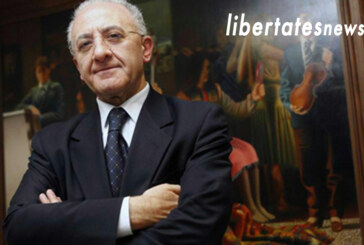 Io sono impresentabile, tu denunciata. La politica secondo De Luca
