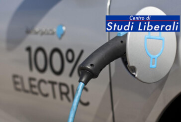 Perché l’auto elettrica è un affare per gli altri e un fiasco per l’Italia
