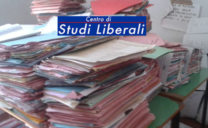 Super Ufficiale Giudiziario, l’aiutante dei creditori per farsi ridare i soldi (che nessuno sa che esiste)