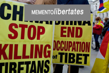 Il Tibet è vessato dalla Cina, ma nessuno lo racconta (e intanto i monaci si danno fuoco)