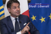 Condono e tagli: così il governo pensa di trovare i soldi per la manovra